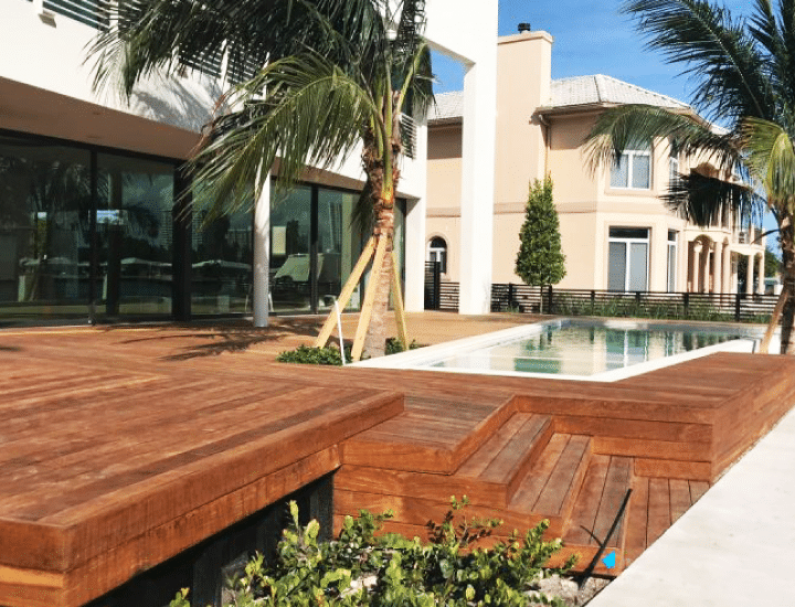 Multilevel ipe pool deck next to intercostal waterway
