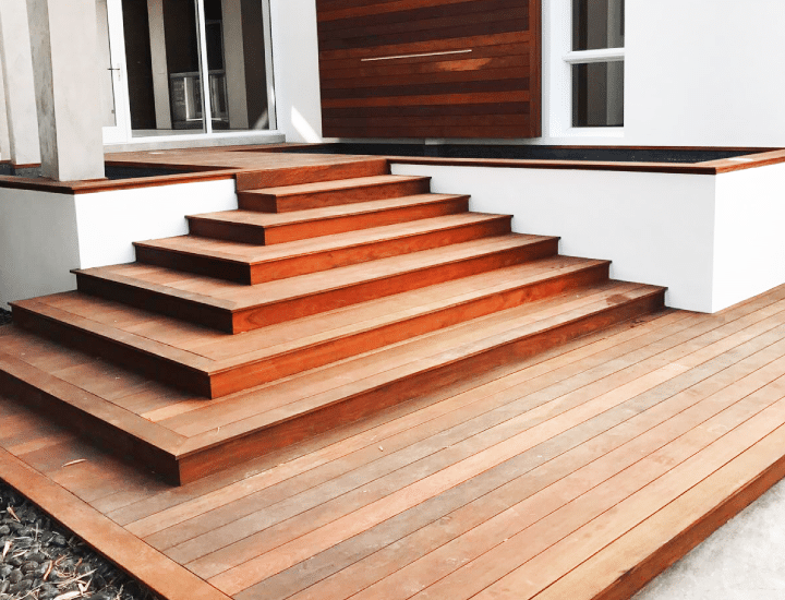 Ipe hardwood deck with ipe steps