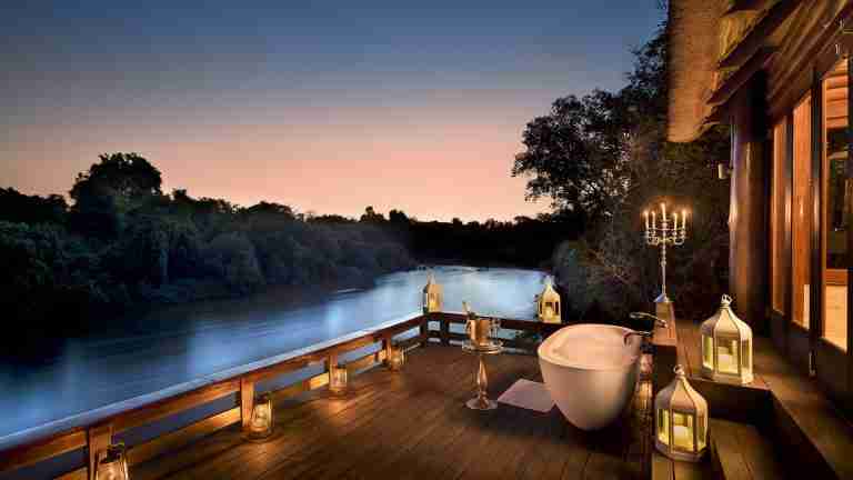 Royal Chundu Zambezi Island Lodge use Ipe