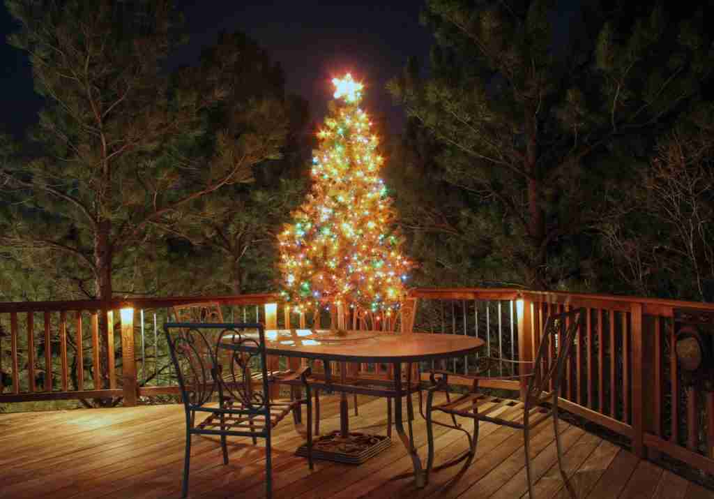 Decorate Your Deck For Christmas