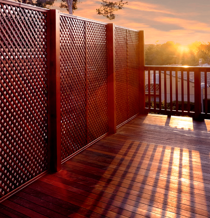 Best Woods for Fences and Docks in Miami