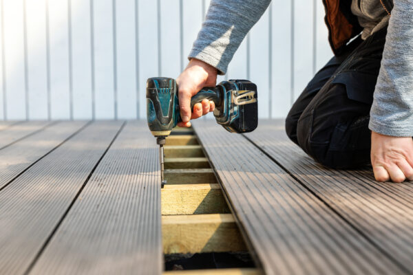 How to Install Composite Decking (in Easy 5 Steps!)