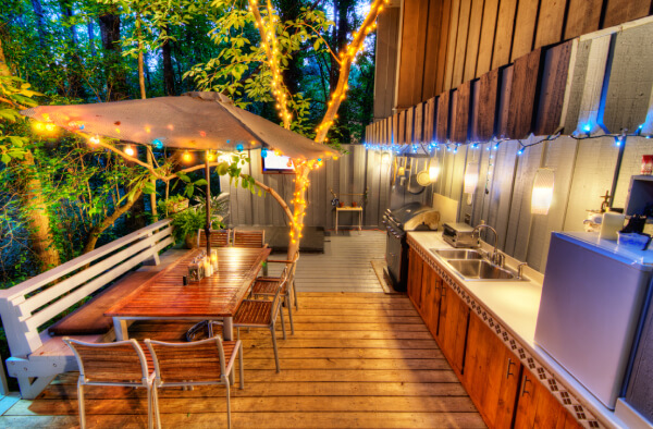 Deck with Outdoor Kitchen