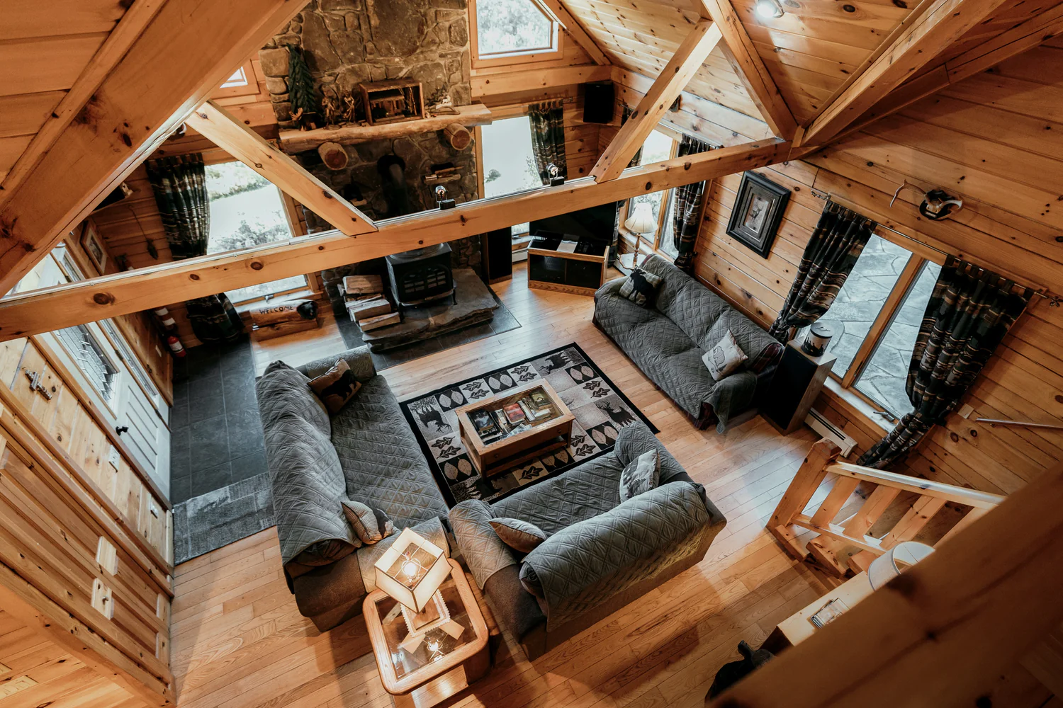 Cedar Wood Interior Living